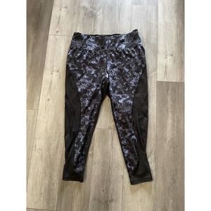 Women’s Plus Size 18/20 Livi Active Lane Bryant Athletic Leggings Blue/Black EUC